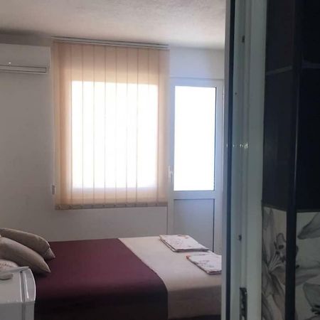 Apartmani Sutomore Ngoại thất bức ảnh